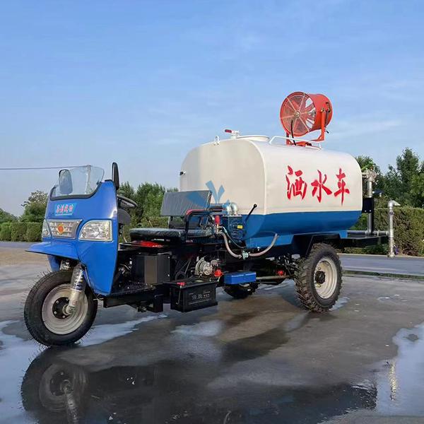 洒水车