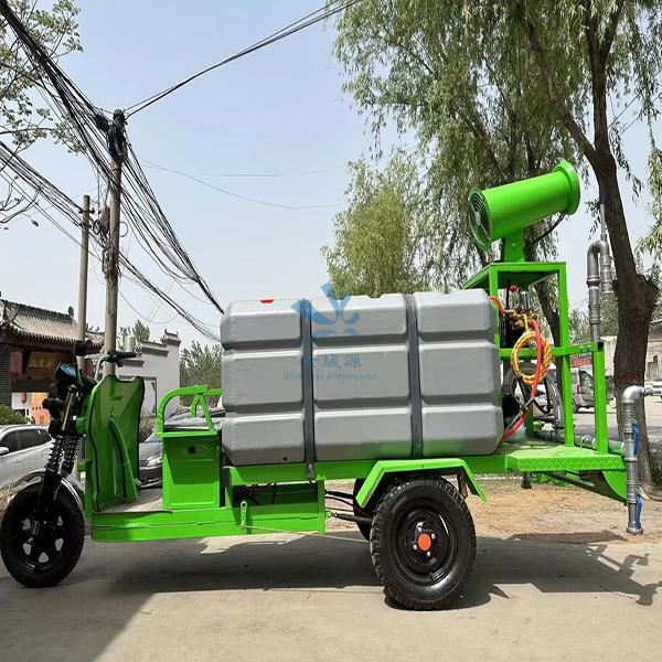 洒水车